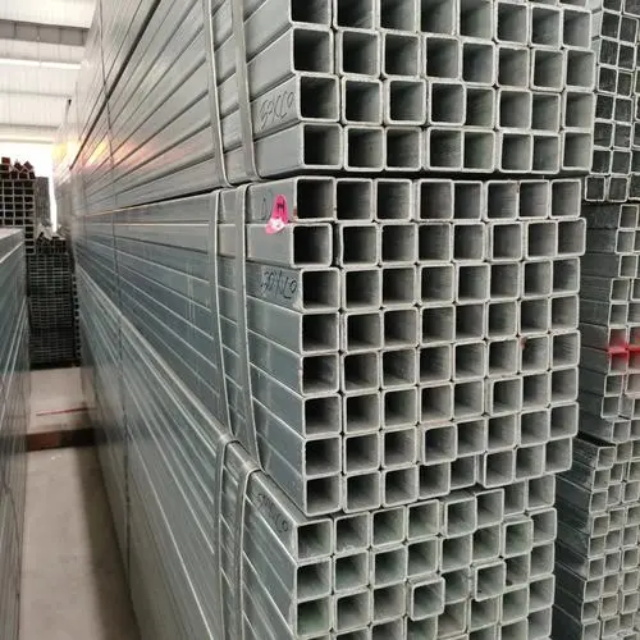 三台小口径无缝方矩管